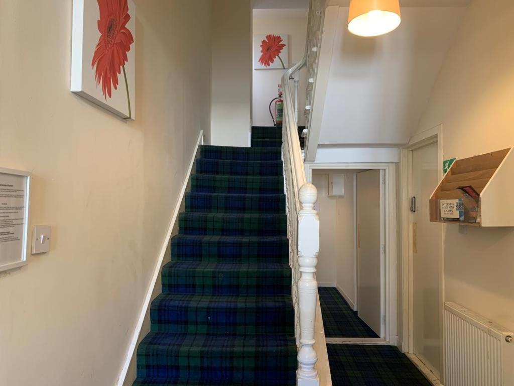 Budget Rooms Inverness Buitenkant foto