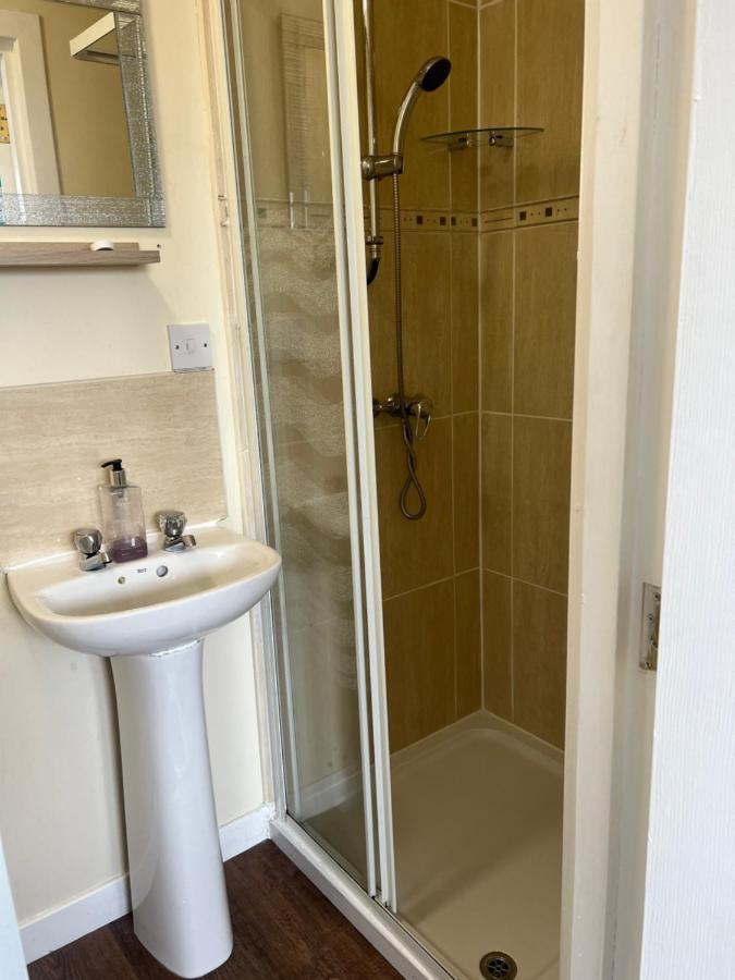 Budget Rooms Inverness Buitenkant foto