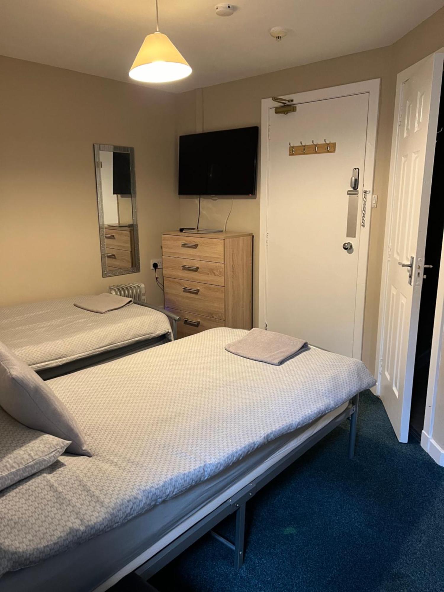Budget Rooms Inverness Buitenkant foto
