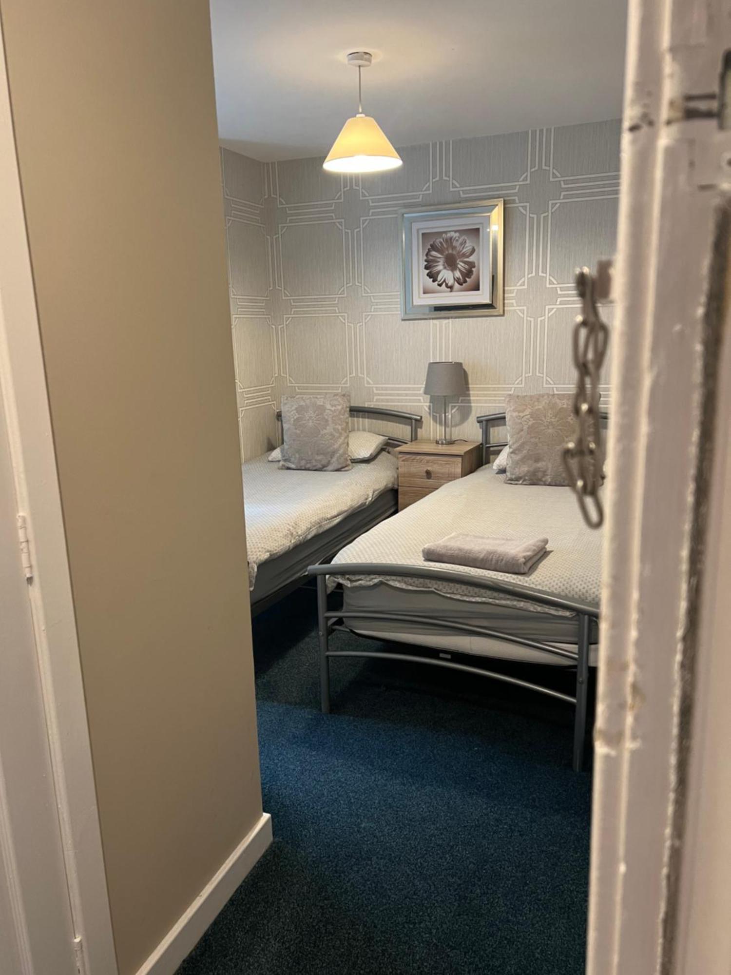 Budget Rooms Inverness Buitenkant foto