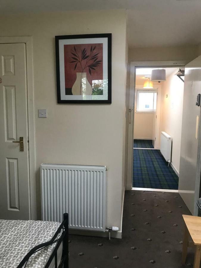 Budget Rooms Inverness Buitenkant foto